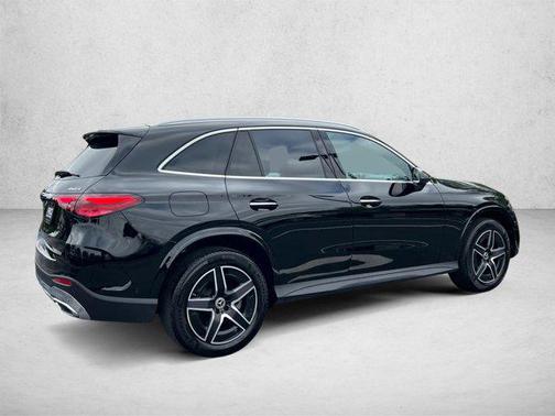 Black 2026 Mercedes-Benz GLC 300 4MATIC