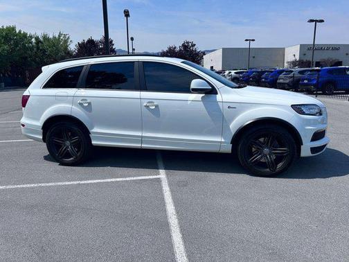 2015 Audi Q7 3.0T S line Prestige