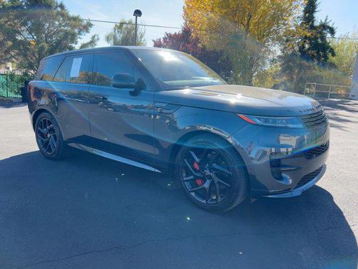 2024 Land Rover Range Rover Sport SE