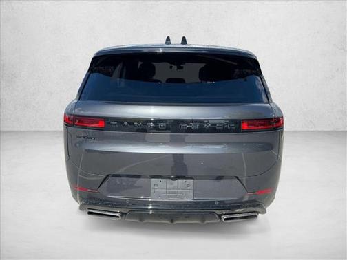 2024 Land Rover Range Rover Sport SE