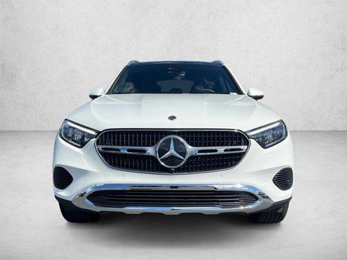 Polar White 2026 Mercedes-Benz GLC 300 4MATIC