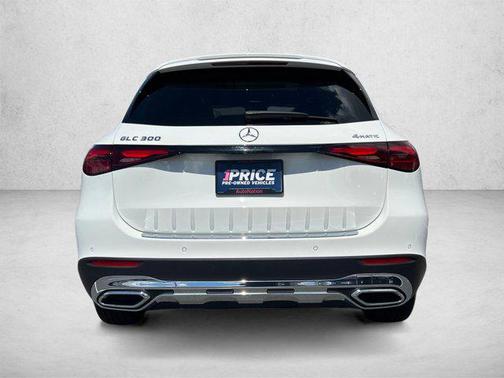 Polar White 2026 Mercedes-Benz GLC 300 4MATIC