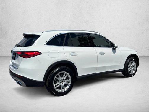 Polar White 2026 Mercedes-Benz GLC 300 4MATIC