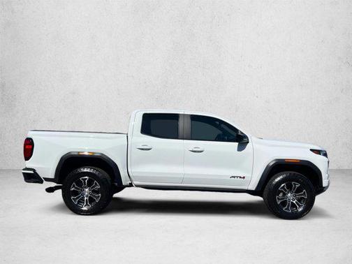 Summit White 2023 GMC Canyon AT4
