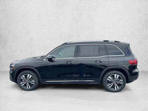 Night Black 2026 Mercedes-Benz GLB 250 4MATIC
