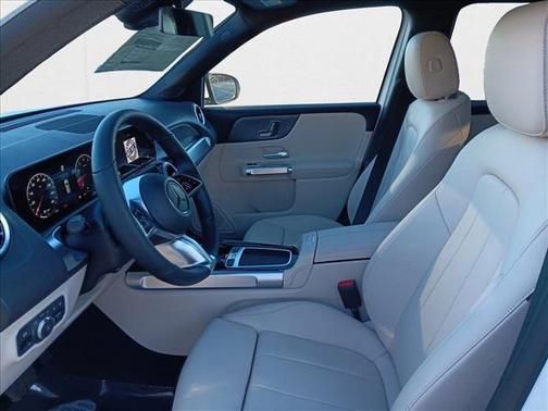 2025 Mercedes-Benz GLB 250 4MATIC