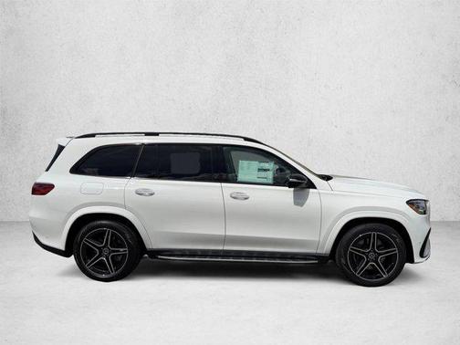 Polar White 2026 Mercedes-Benz GLS 450 4MATIC