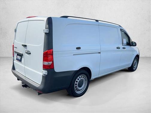 2020 Mercedes-Benz Metris Base