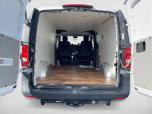 2020 Mercedes-Benz Metris Base