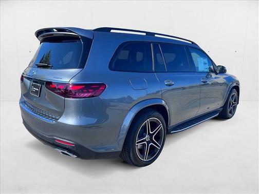 2026 Mercedes-Benz GLS 450 4MATIC