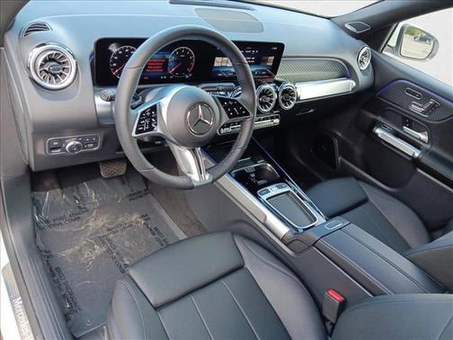 2025 Mercedes-Benz GLB 250 4MATIC
