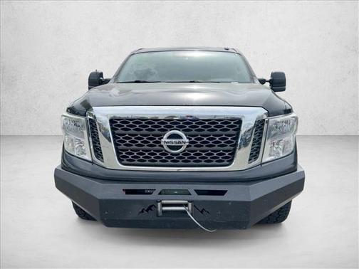 2018 Nissan Titan SV