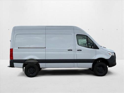 2025 Mercedes-Benz Sprinter 2500 Standard Roof