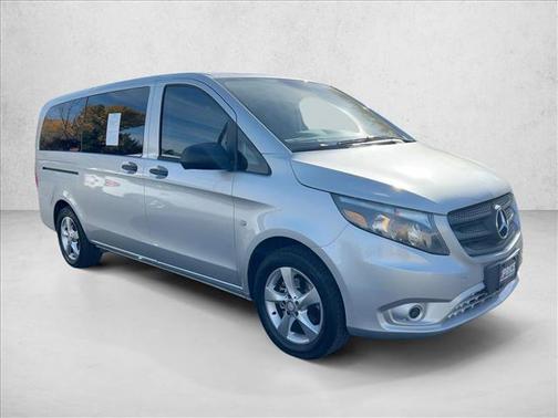 2016 Mercedes-Benz Metris Base