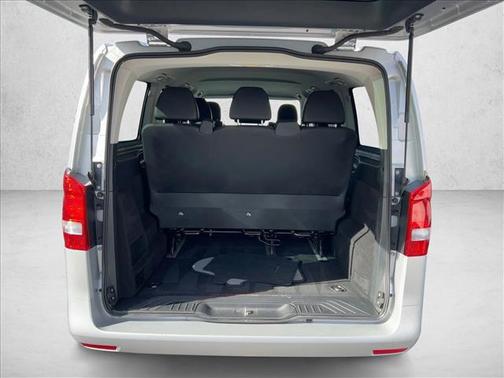 2016 Mercedes-Benz Metris Base