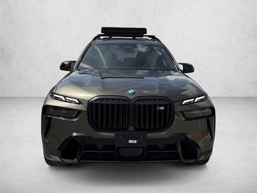 2025 BMW X7 M60i