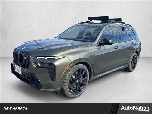 Manhattan Green Metallic 2025 BMW X7 M60i