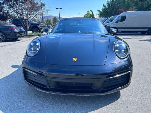 2021 Porsche 911 Carrera 4S Cabriolet
