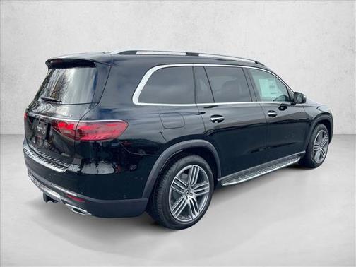 2026 Mercedes-Benz GLS 450 4MATIC
