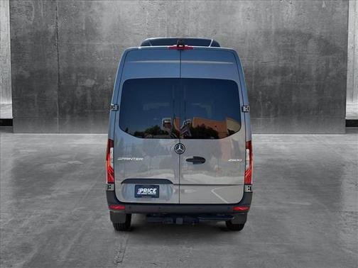 2024 Mercedes-Benz Sprinter 2500 Standard Roof