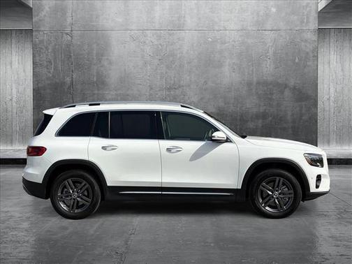 2025 Mercedes-Benz GLB 250 4MATIC