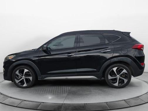 Black Noir Pearl 2017 Hyundai TUCSON Limited