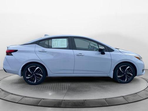 2024 Nissan Versa 1.6 S