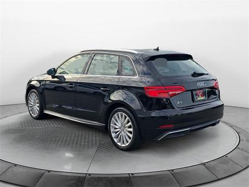 2018 Audi A3 e-tron 1.4T Premium