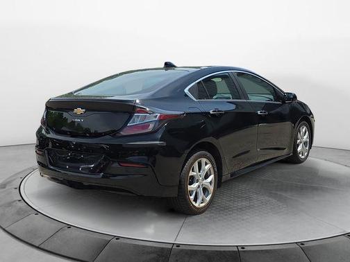 Mosaic Black Metallic 2018 Chevrolet Volt Premier