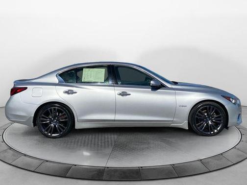 2018 INFINITI Q50 Hybrid Base