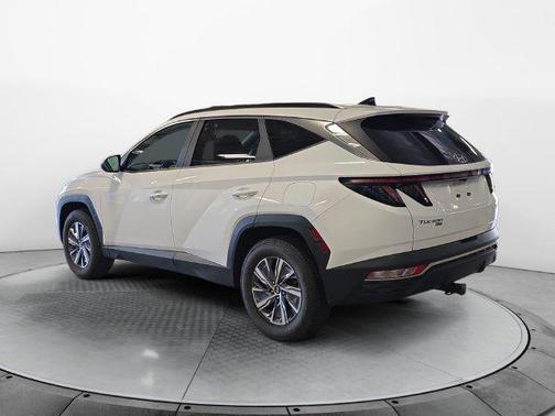 Quartz White 2022 Hyundai TUCSON Hybrid Blue