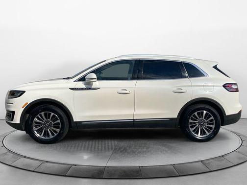 2020 Lincoln Nautilus Standard