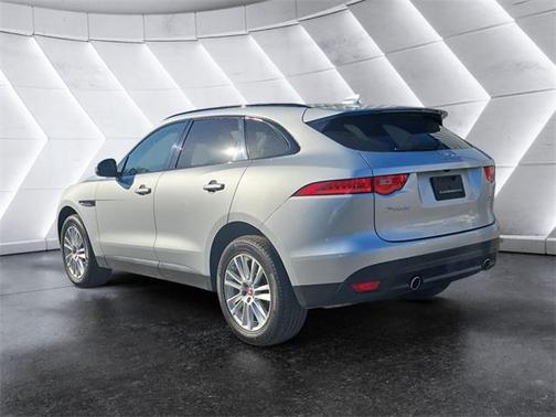 2017 Jaguar F-PACE 35t Prestige