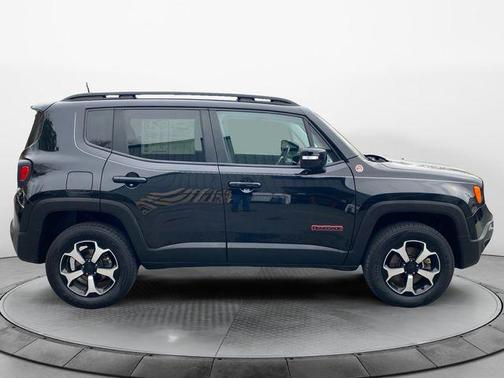 2022 Jeep Renegade Trailhawk