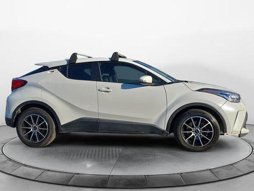 2021 Toyota C-HR LE