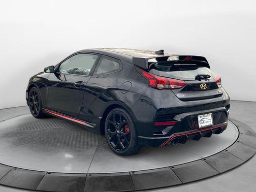 2019 Hyundai Veloster Base