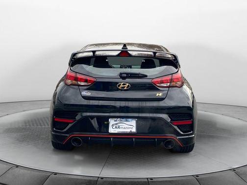 2019 Hyundai Veloster Base