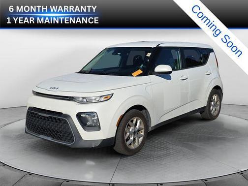 Snow White Pearl 2022 Kia Soul LX