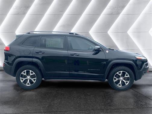 2017 Jeep Cherokee Trailhawk