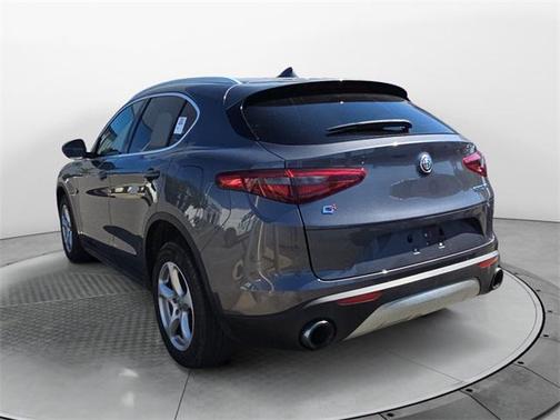 2018 Alfa Romeo Stelvio Base