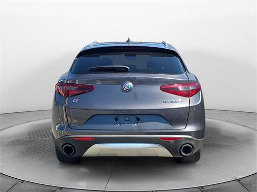 2018 Alfa Romeo Stelvio Base