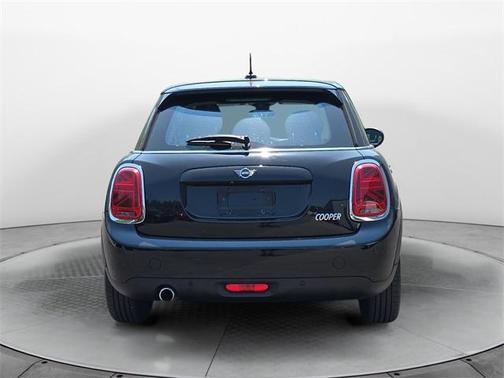 2021 MINI Hardtop Cooper