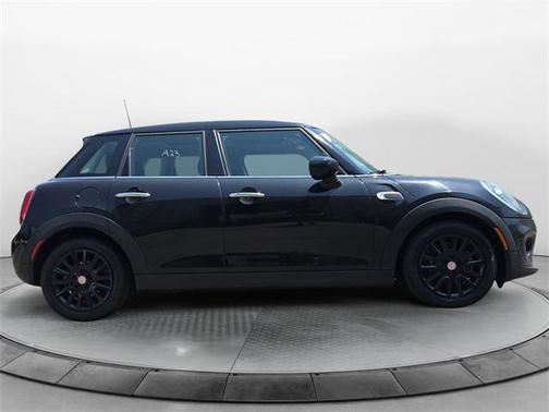 2021 MINI Hardtop Cooper