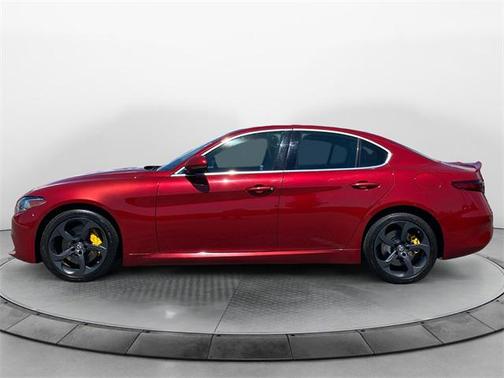 2018 Alfa Romeo Giulia Ti Lusso