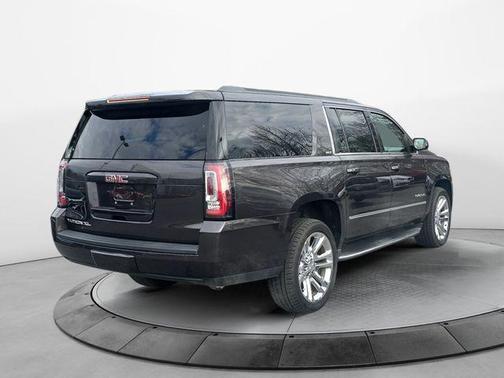 2017 GMC Yukon XL SLT