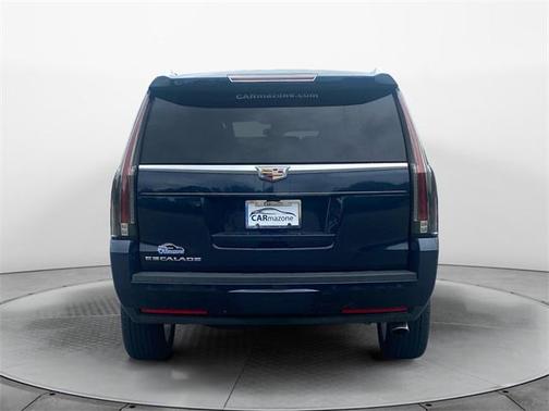 2020 Cadillac Escalade Luxury