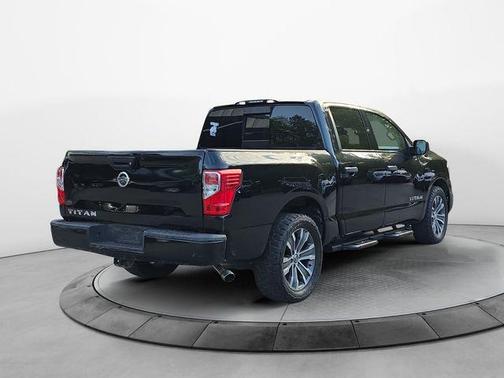 Super Black 2021 Nissan Titan S