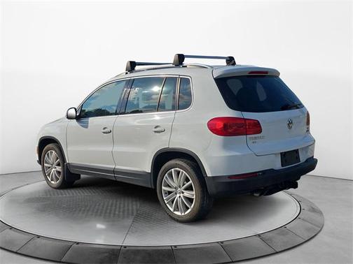 2016 Volkswagen Tiguan SE