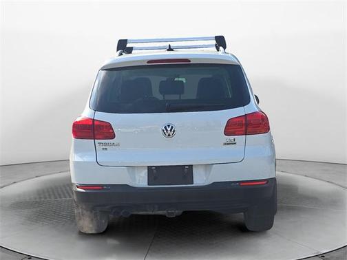 2016 Volkswagen Tiguan SE