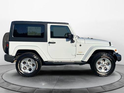 Bright White Clearcoat 2015 Jeep Wrangler Sahara